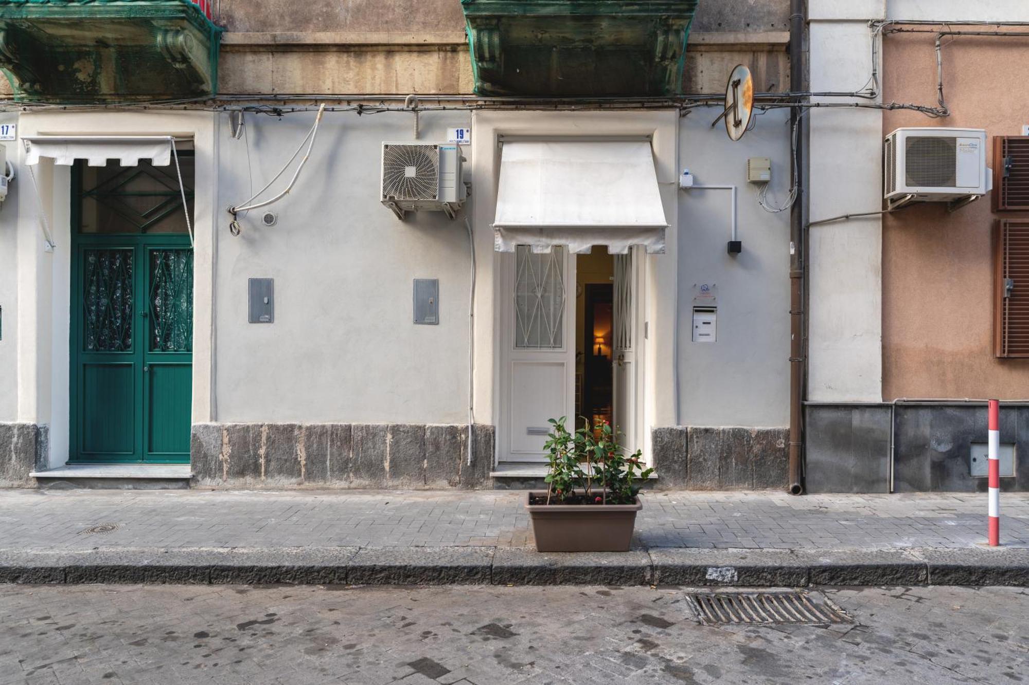 Catania Easy Center Home المظهر الخارجي الصورة